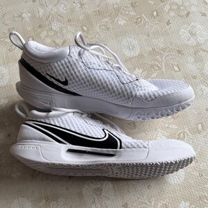 Nike Men's Zoom Court Pro Tennis Shoe